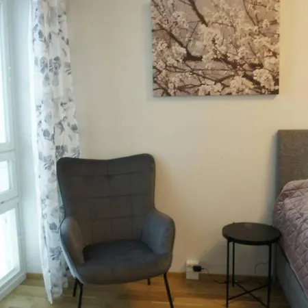 Keskustan Kaksio 45 M2 Autopaikalla, Rautatienkatu 19, 9 Krs Апартаменты