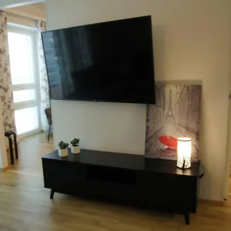Keskustan Kaksio 45 M2 Autopaikalla, Rautatienkatu 19, 9 Krs * Oulu