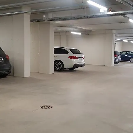 Апартаменты Keskustan Kaksio 45 M2 Autopaikalla, Rautatienkatu 19, 9 Krs *