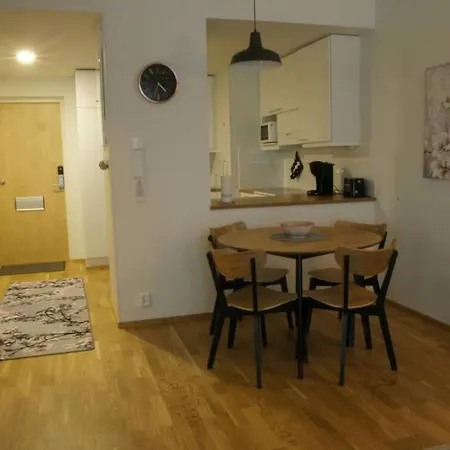 Keskustan Kaksio 45 M2 Autopaikalla, Rautatienkatu 19, 9 Krs